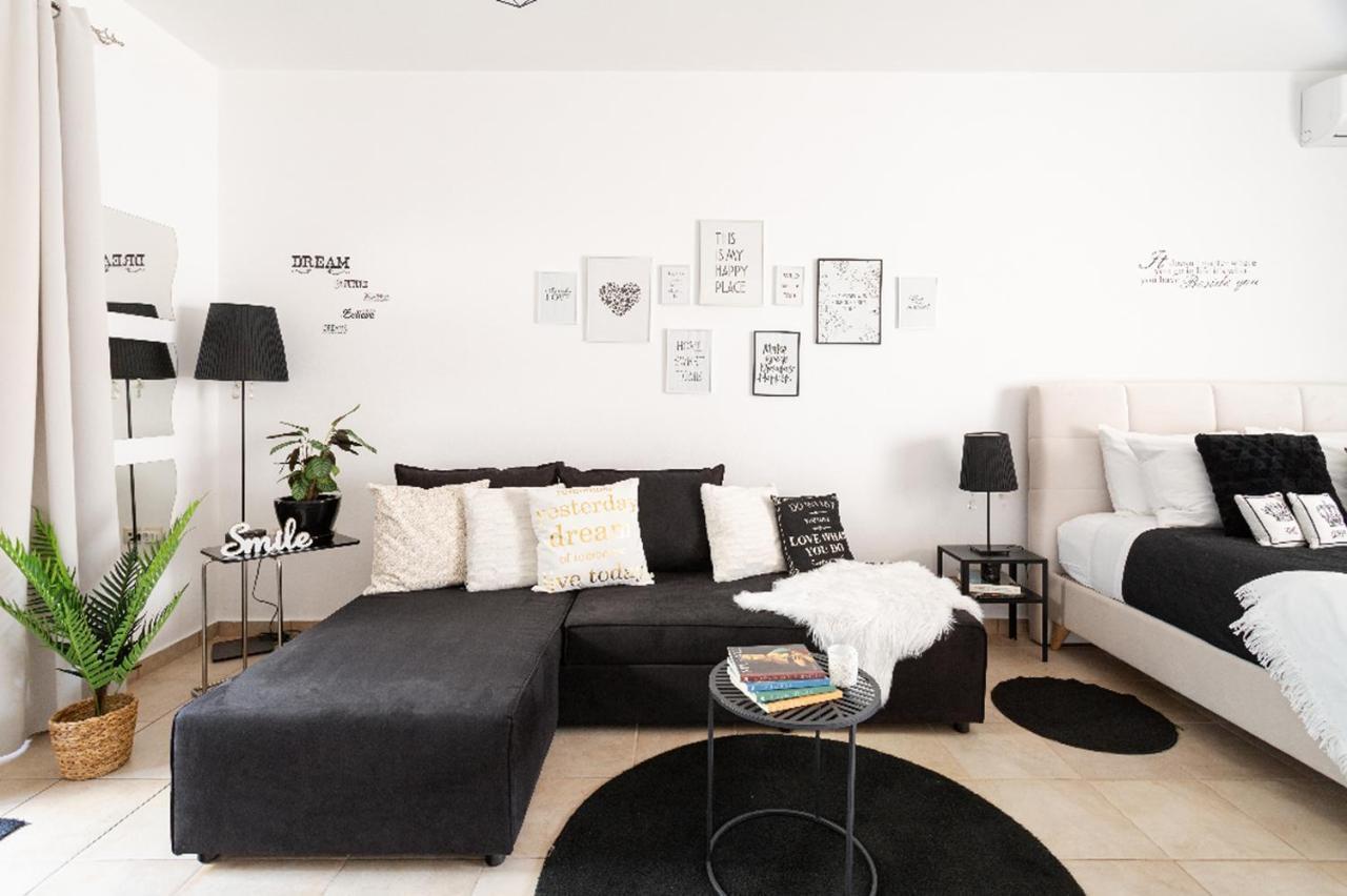 Willa Milo Luxury House -Free Airport Pick Up-10Min Drive Markópoulon Zewnętrze zdjęcie